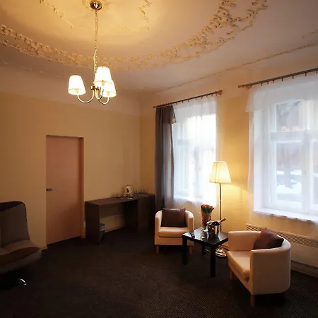 Papa Hotel
