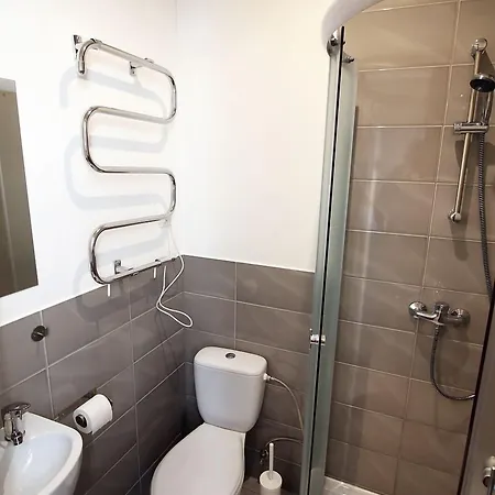 Papa Hotel 3*