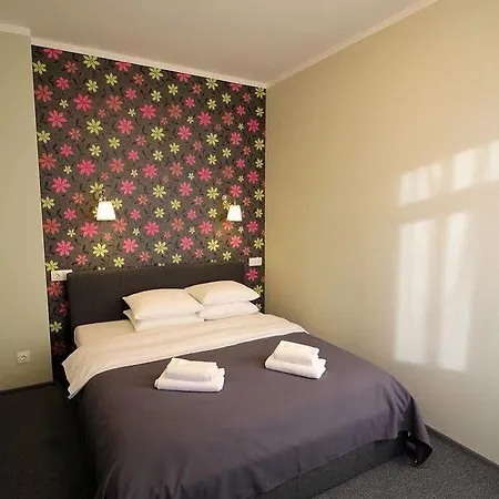 Papa Hotel