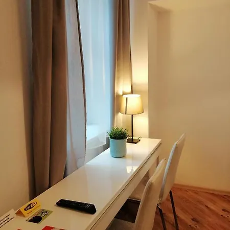 Papa Hotel