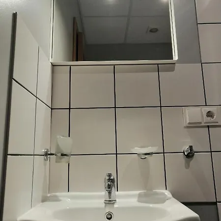 Papa Hotel 3*